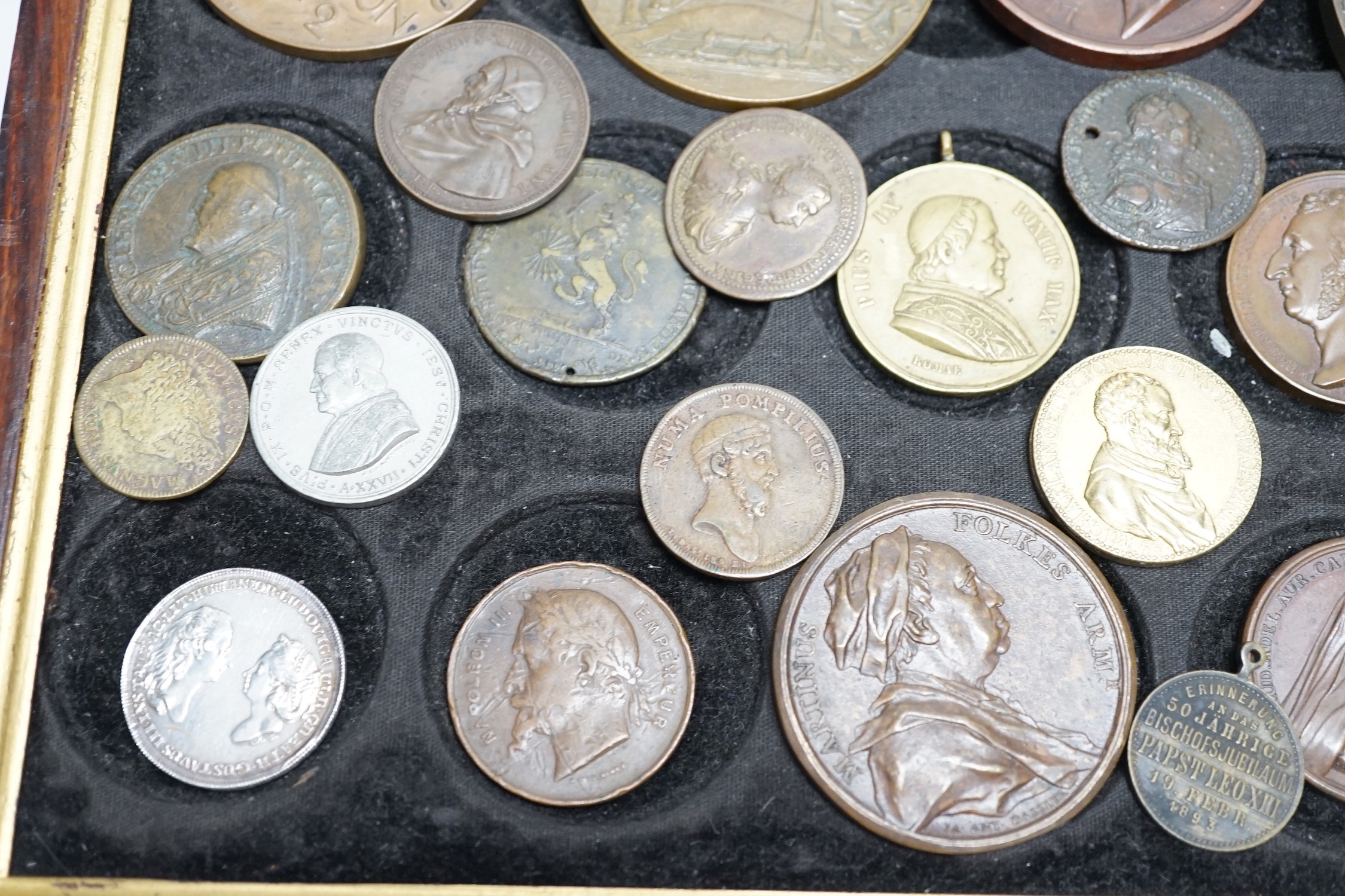 Foreign commemorative medals, 18th to 20th century –